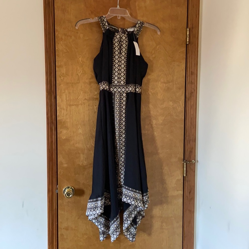 Brand new, never worn, NY & Co. dress. Size small.